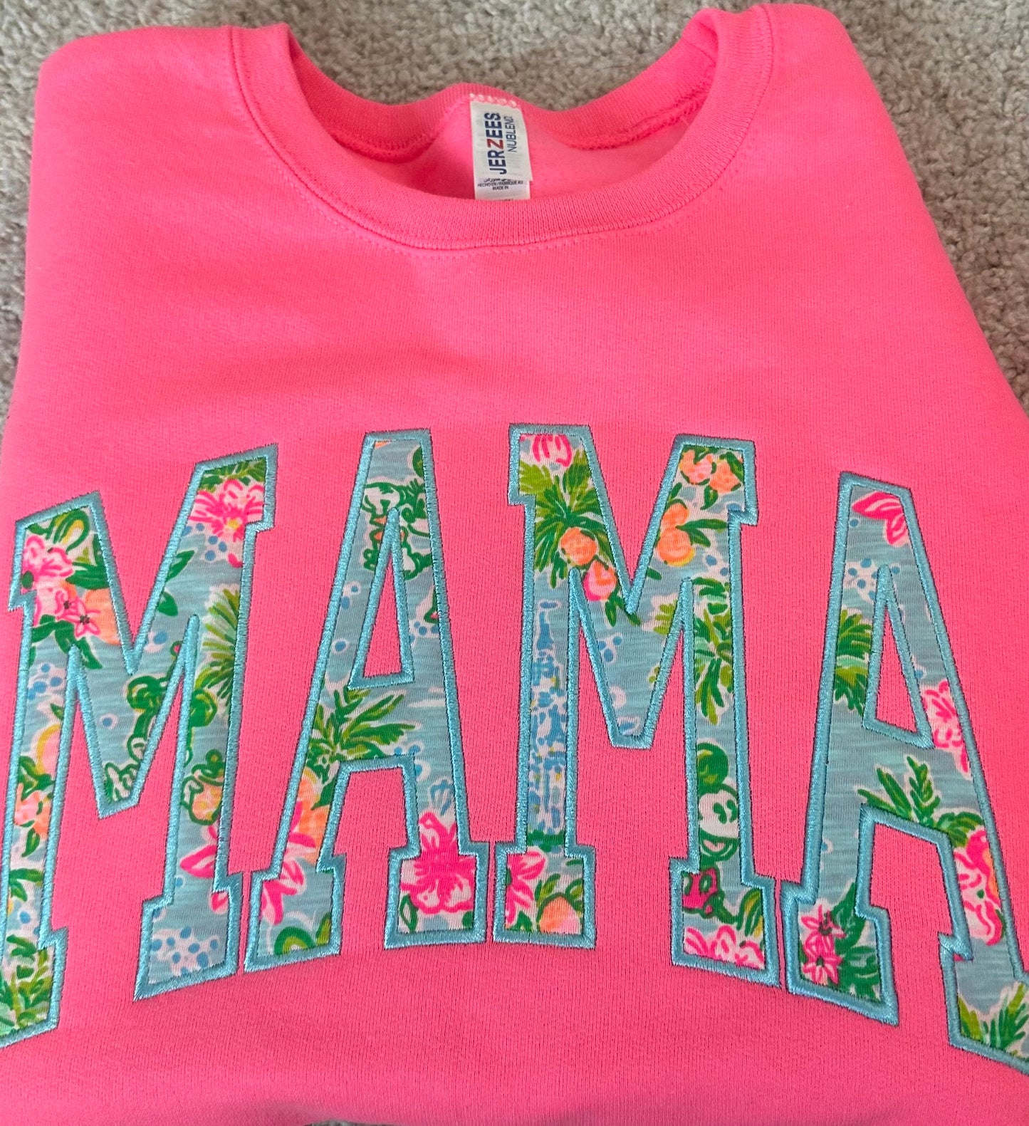 MAMA sweatshirt
